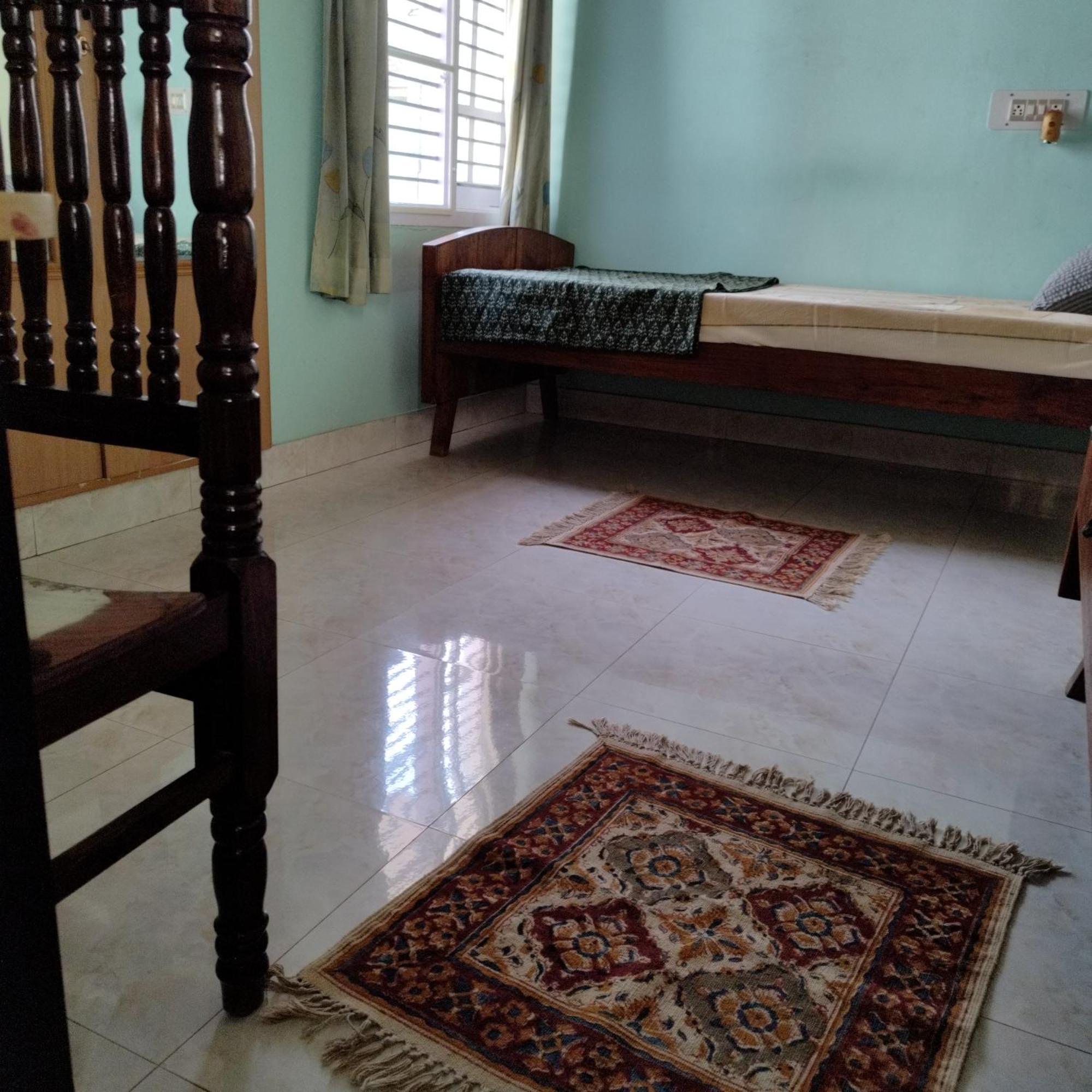 Mahadimane - Spacious House With 3 Bed Rooms Mysore Exterior photo