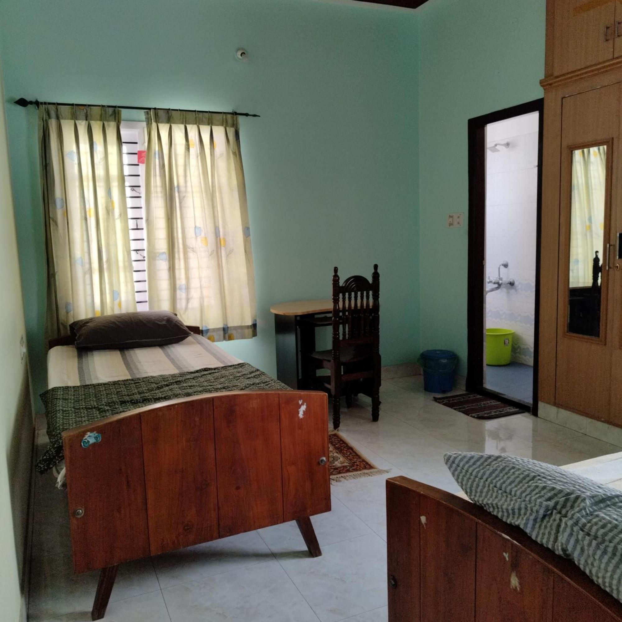 Mahadimane - Spacious House With 3 Bed Rooms Mysore Exterior photo