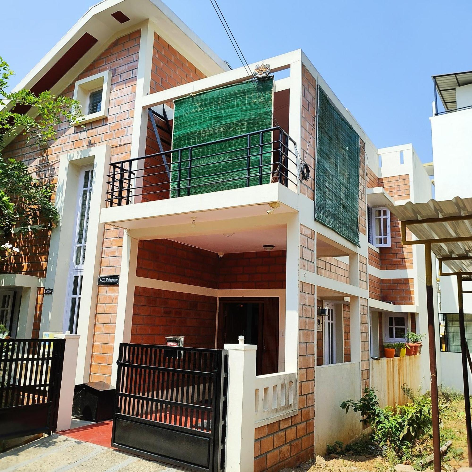 Mahadimane - Spacious House With 3 Bed Rooms Mysore Exterior photo